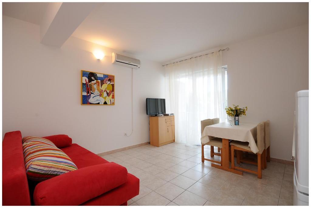 Apartments Pralija Zaboric Bilik gambar