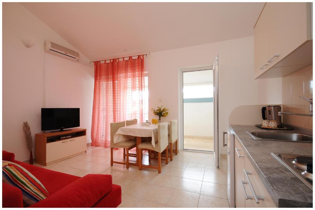 Apartments Pralija Zaboric Luaran gambar