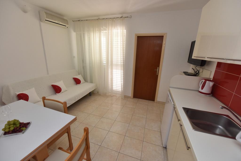 Apartments Pralija Zaboric Luaran gambar