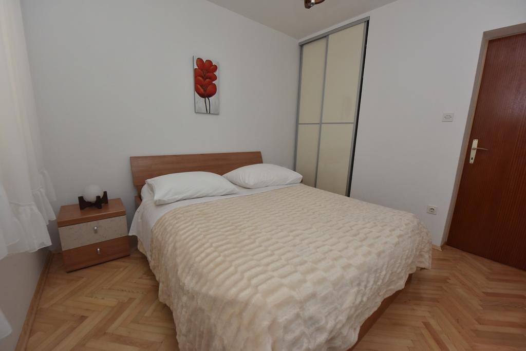 Apartments Pralija Zaboric Luaran gambar