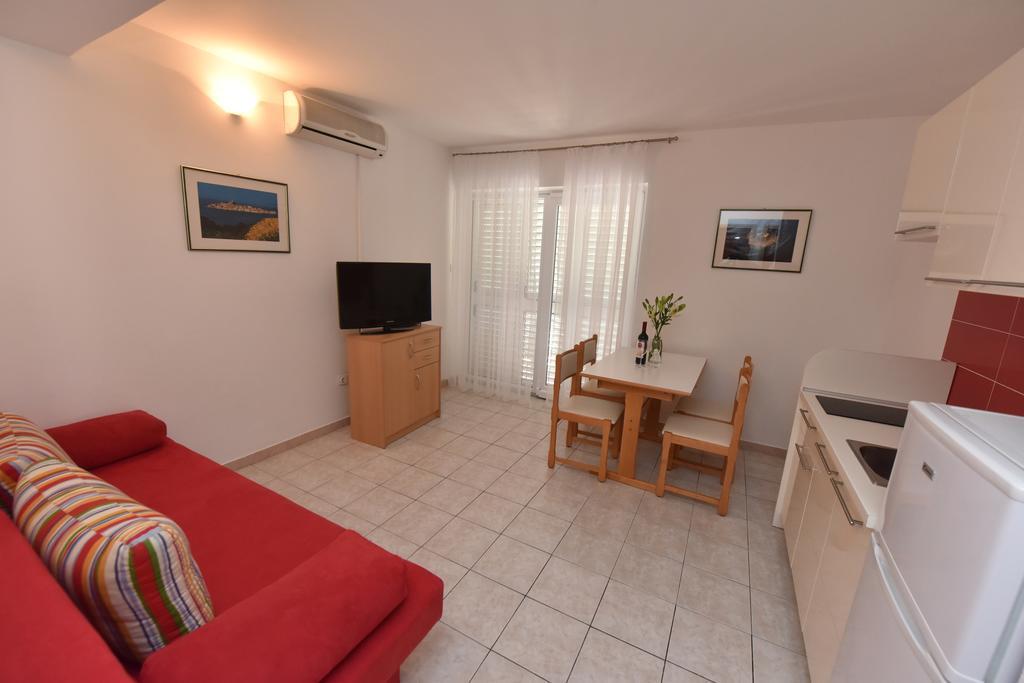 Apartments Pralija Zaboric Luaran gambar