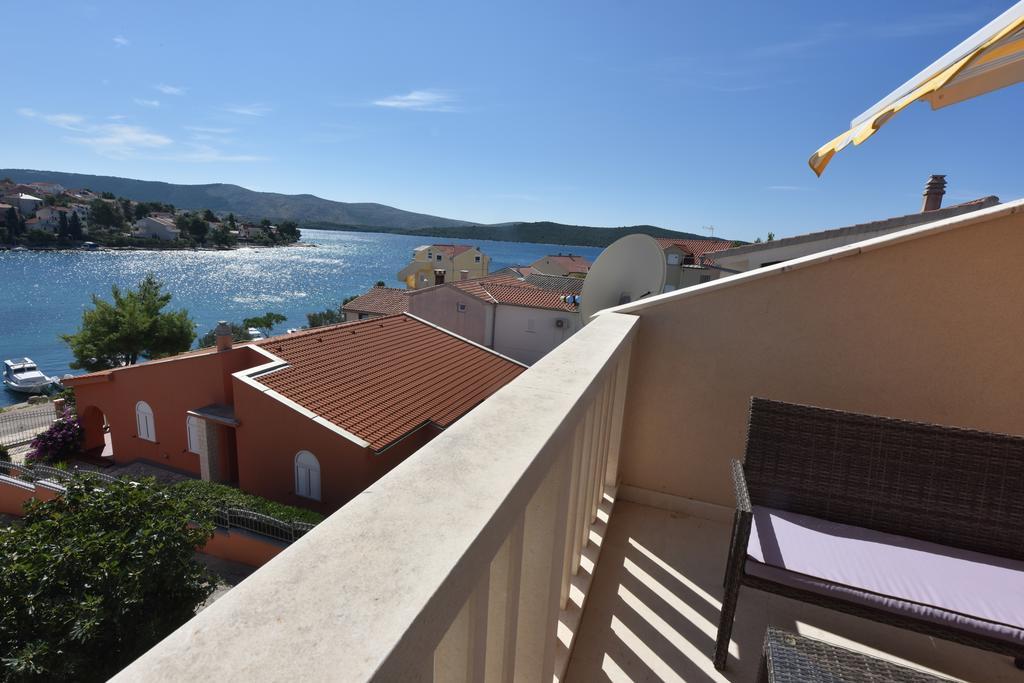 Apartments Pralija Zaboric Luaran gambar