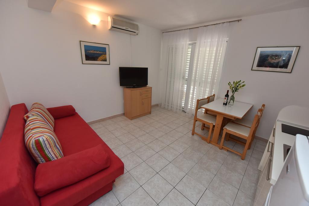 Apartments Pralija Zaboric Luaran gambar