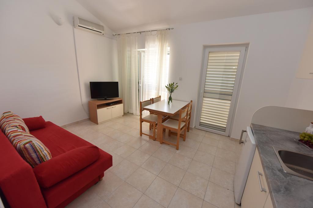 Apartments Pralija Zaboric Luaran gambar