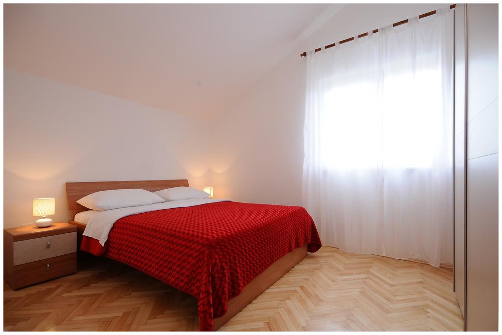 Apartments Pralija Zaboric Bilik gambar