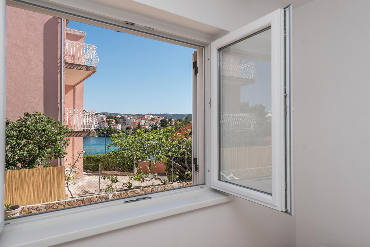 Apartments Pralija Zaboric Luaran gambar